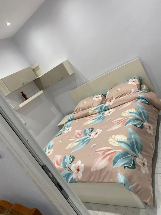 E&B Cosy Apartment Tiranë Luaran gambar