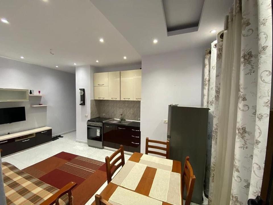 E&B Cosy Apartment Tiranë Luaran gambar